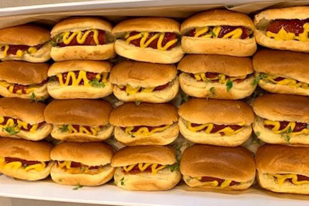 Mini hot dogs (Box 20)